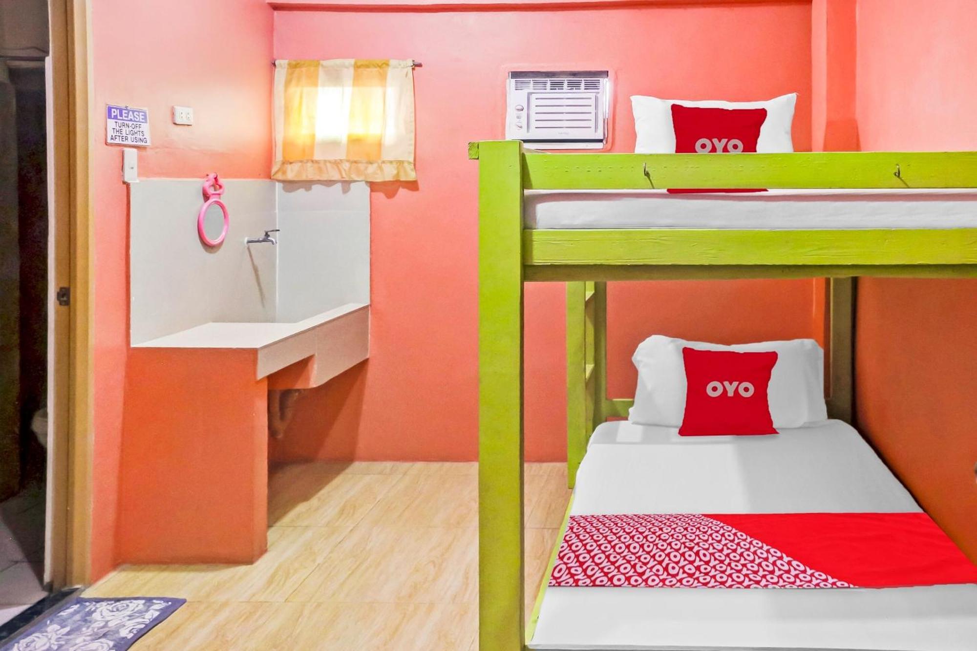 Solanos Transient House Hotel Pasay Exterior foto